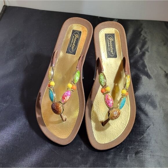 GRANDCO SANDAL WITH BEADS - Picture 2 of 13